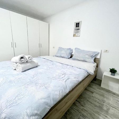 Apartmán Temple 4 Bukurešť Exteriér fotografie