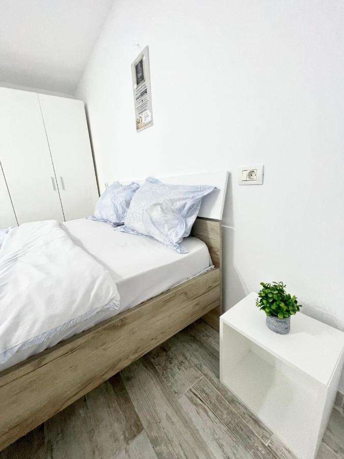 Apartmán Temple 4 Bukurešť Exteriér fotografie