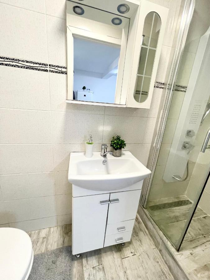 Apartmán Temple 4 Bukurešť Exteriér fotografie